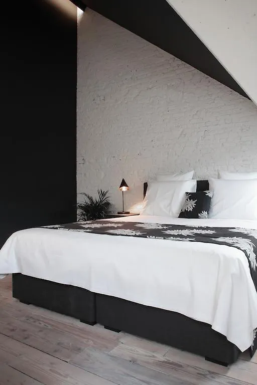 Bed & Breakfast Maison Nationale City Flats & Suites Antwerp