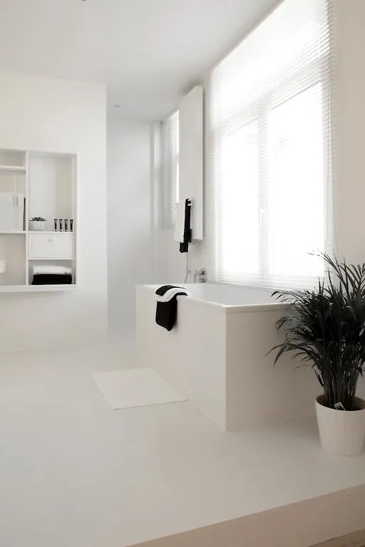 ***** Bed & Breakfast Maison Nationale City Flats & Suites Antwerp Belgium